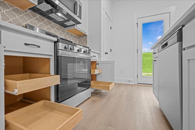 411 W Parima Court, Spartanburg, SC 29301