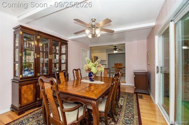 27621 Thomas Avenue, Warren, MI 48092