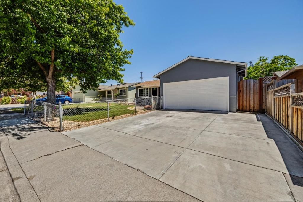 Image 30 of property listing at 448 Greathouse Drive, Milpitas, CA 95035