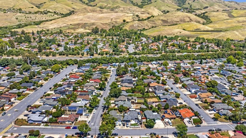 Image 53 of property listing at 448 Greathouse Drive, Milpitas, CA 95035