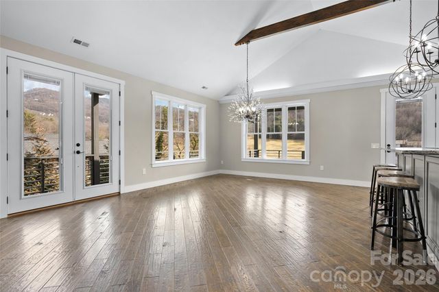 189 Greenview Drive, Waynesville, NC 28786