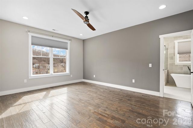 189 Greenview Drive, Waynesville, NC 28786