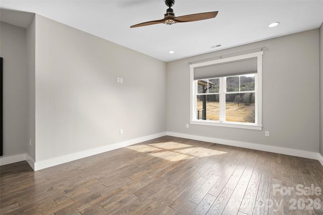 189 Greenview Drive, Waynesville, NC 28786