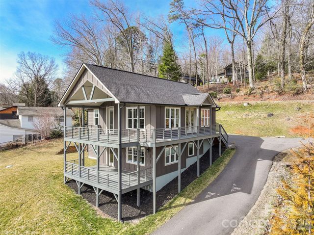 189 Greenview Drive, Waynesville, NC 28786