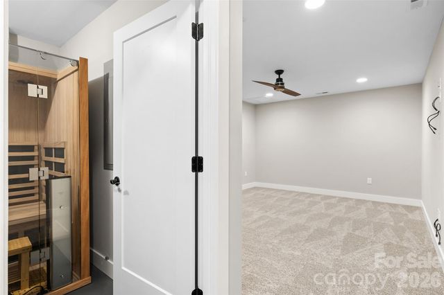 189 Greenview Drive, Waynesville, NC 28786