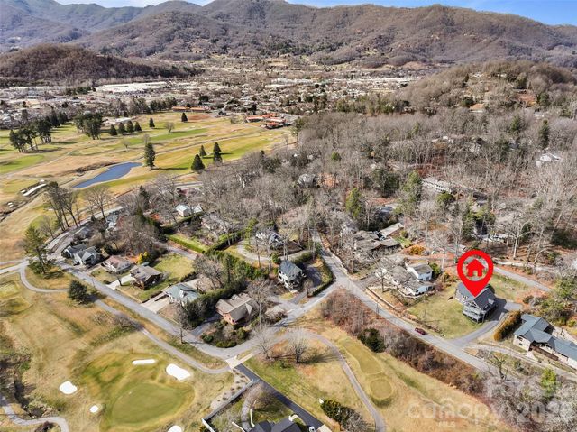 189 Greenview Drive, Waynesville, NC 28786
