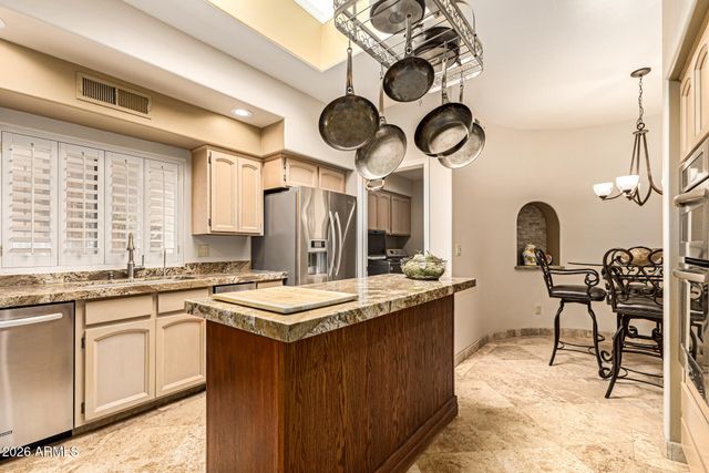 8100 E CAMELBACK Road 151, Scottsdale, AZ 85251