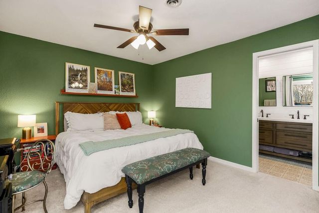 4906 NW Barry Road, Kansas City, MO 64154