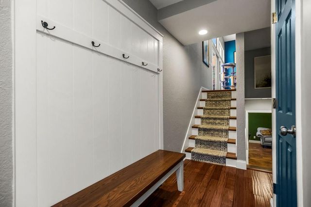 4906 NW Barry Road, Kansas City, MO 64154