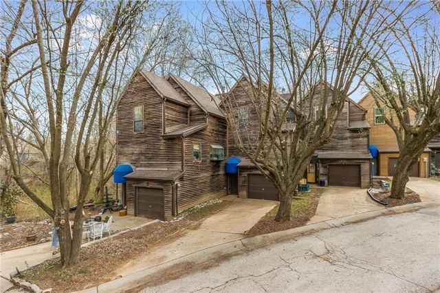 4906 NW Barry Road, Kansas City, MO 64154