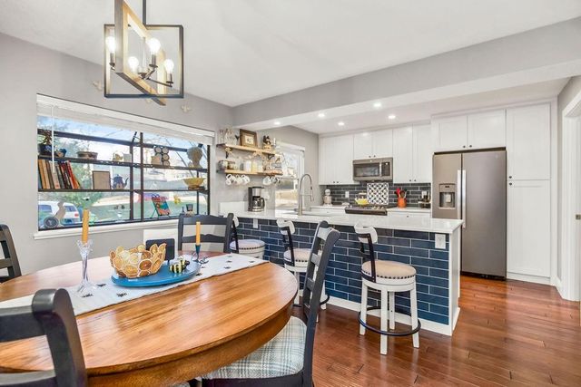 4906 NW Barry Road, Kansas City, MO 64154