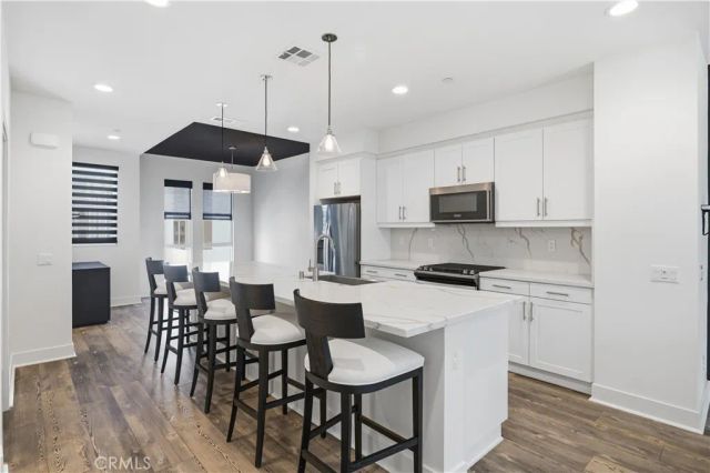 1667 Grand View, Costa Mesa, CA 92627