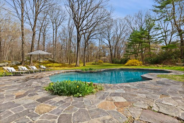 137 Old Stone Hill Road, Pound Ridge, NY 10576