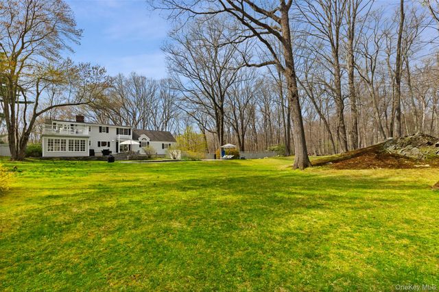 137 Old Stone Hill Road, Pound Ridge, NY 10576