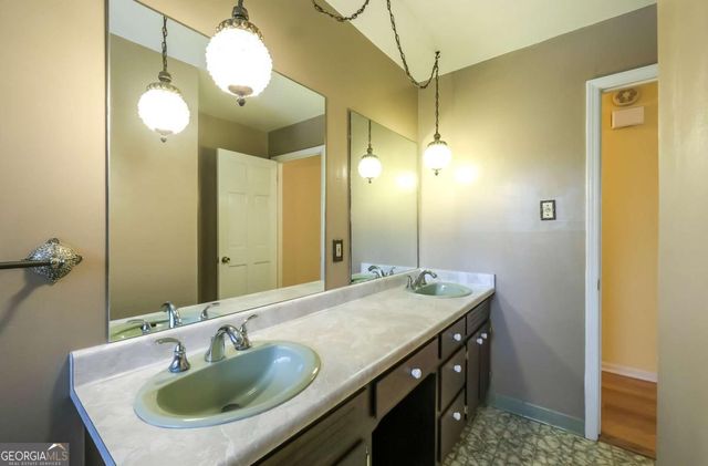 4875 Millen Drive, Mableton, GA 30126