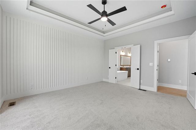 10407 N Liberty Street, Kansas City, MO 64155