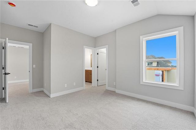 10407 N Liberty Street, Kansas City, MO 64155