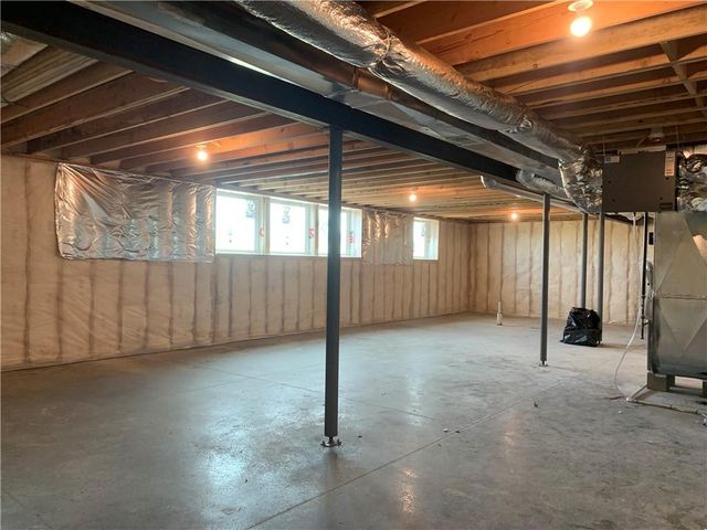 10407 N Liberty Street, Kansas City, MO 64155