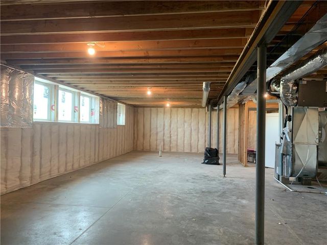 10407 N Liberty Street, Kansas City, MO 64155