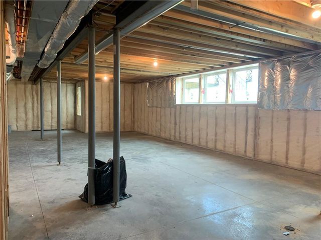 10407 N Liberty Street, Kansas City, MO 64155