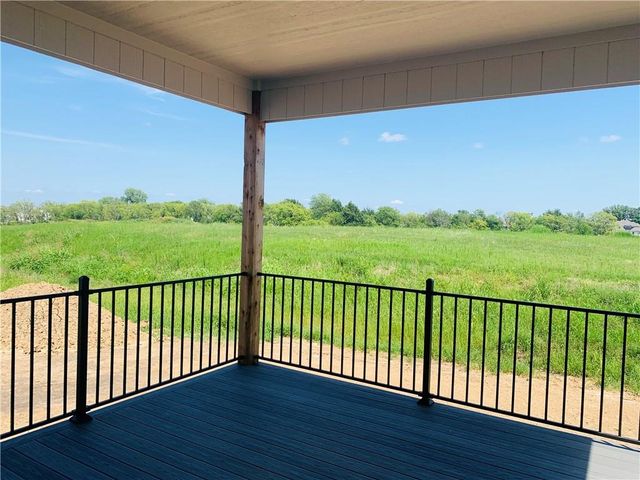 10407 N Liberty Street, Kansas City, MO 64155