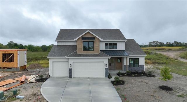 10407 N Liberty Street, Kansas City, MO 64155