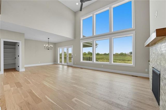 10407 N Liberty Street, Kansas City, MO 64155