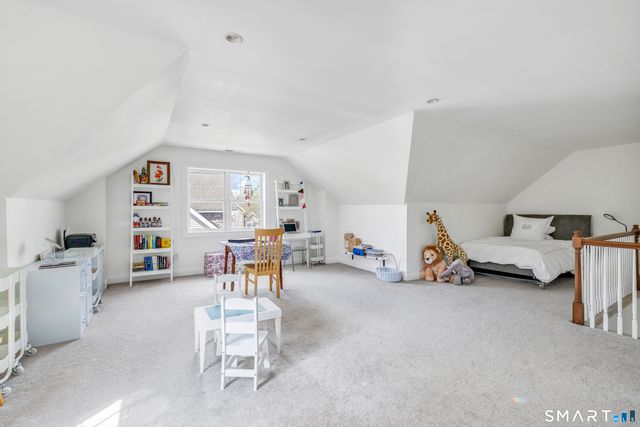 39 Maple Tree Avenue 15, Stamford, CT 06906