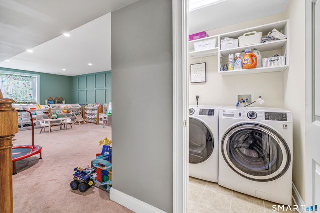 39 Maple Tree Avenue 15, Stamford, CT 06906