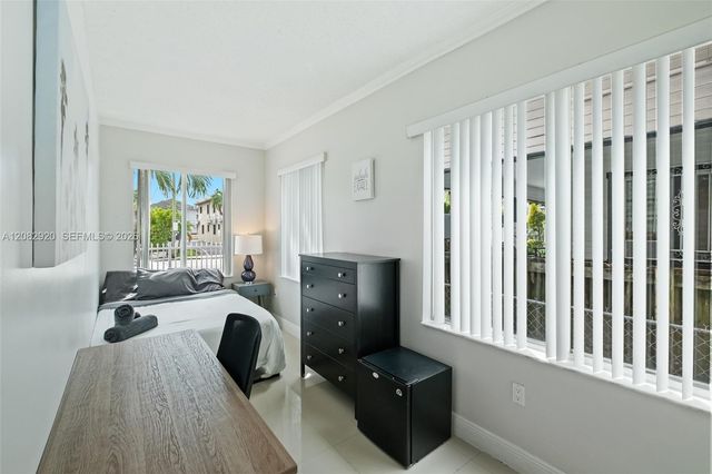 1459 NW 2nd Street, Miami, FL 33125