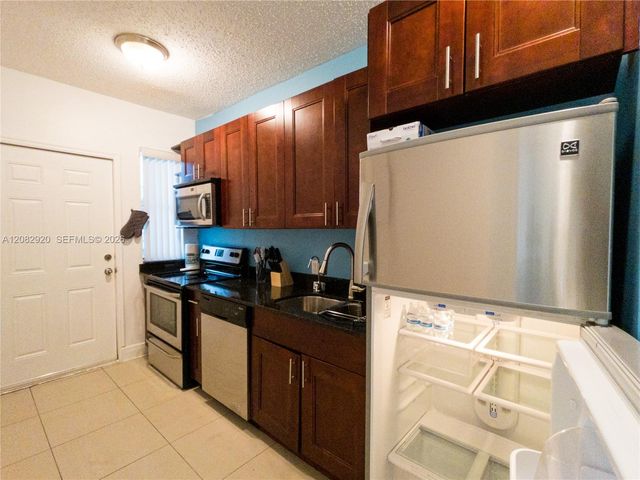 1459 NW 2nd Street, Miami, FL 33125