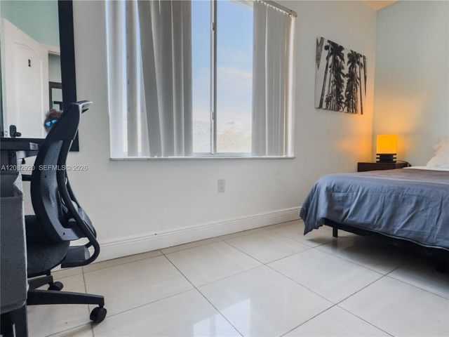 1459 NW 2nd Street, Miami, FL 33125
