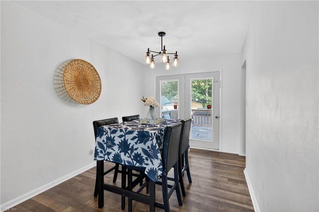 32 Lancaster TER, Hampton, VA 23666