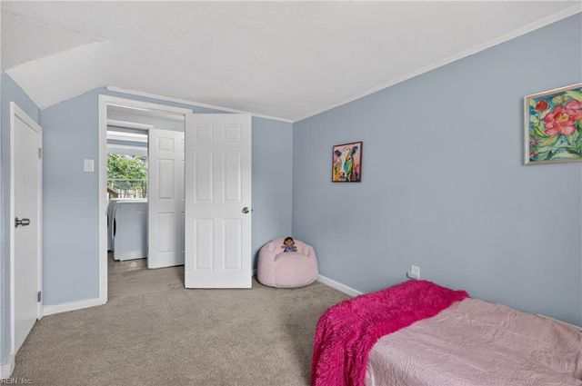 32 Lancaster TER, Hampton, VA 23666