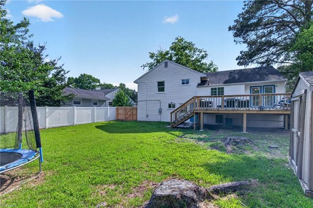 32 Lancaster TER, Hampton, VA 23666