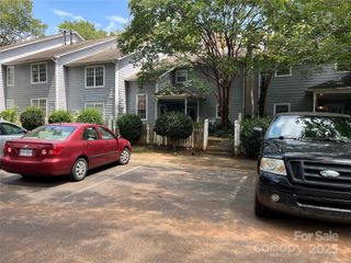 6011 Treetop Court, Charlotte, NC 28212