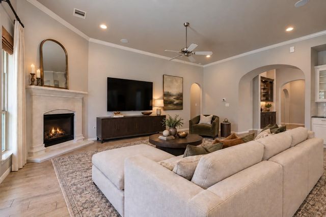 111 Riverbend Way, Montgomery, TX 77316