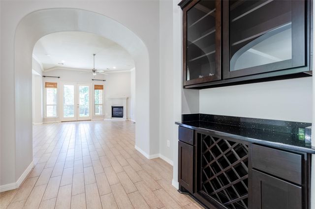 111 Riverbend Way, Montgomery, TX 77316