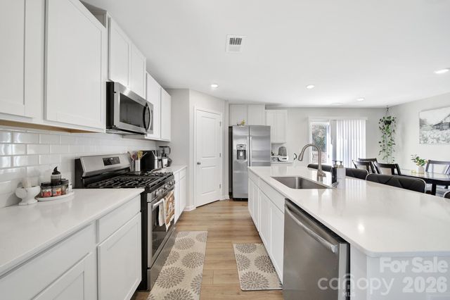 657 Mile Creek Road, Edgemoor, SC 29712