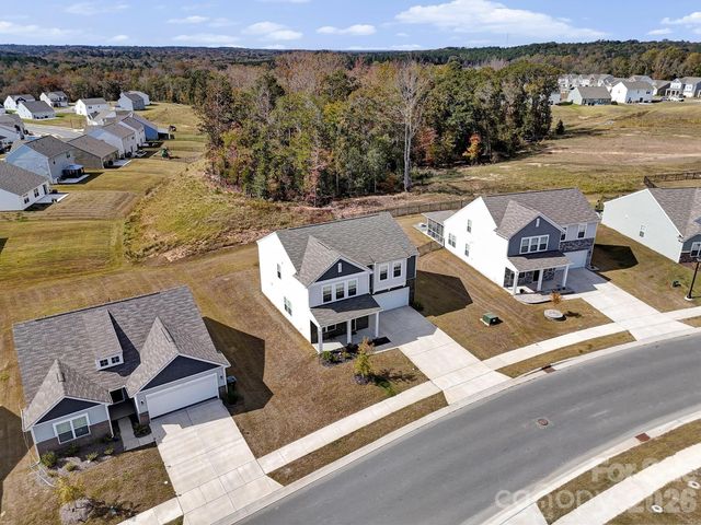 657 Mile Creek Road, Edgemoor, SC 29712