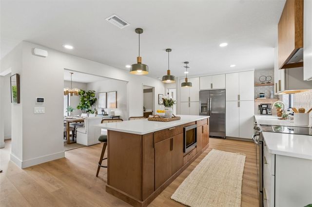 11913 NICKLAUS CIRCLE, Tampa, FL 33624