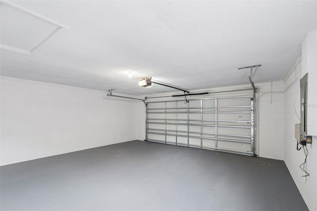 11913 NICKLAUS CIRCLE, Tampa, FL 33624