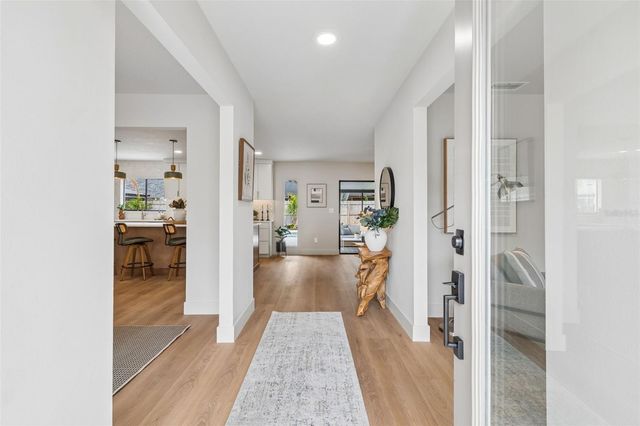 11913 NICKLAUS CIRCLE, Tampa, FL 33624