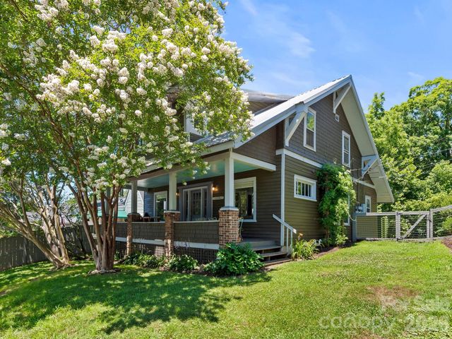 102 Courtland Avenue, Asheville, NC 28801