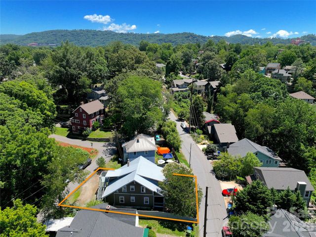 102 Courtland Avenue, Asheville, NC 28801