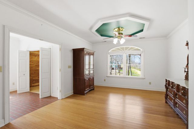 867 Mount Olivet Rd, Columbia, TN 38401