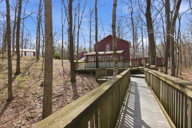 867 Mount Olivet Rd, Columbia, TN 38401