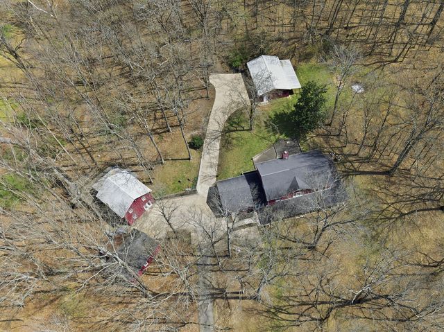 867 Mount Olivet Rd, Columbia, TN 38401