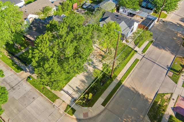 1101 Melbourne Avenue, Dallas, TX 75224