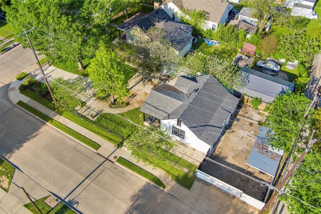 1101 Melbourne Avenue, Dallas, TX 75224